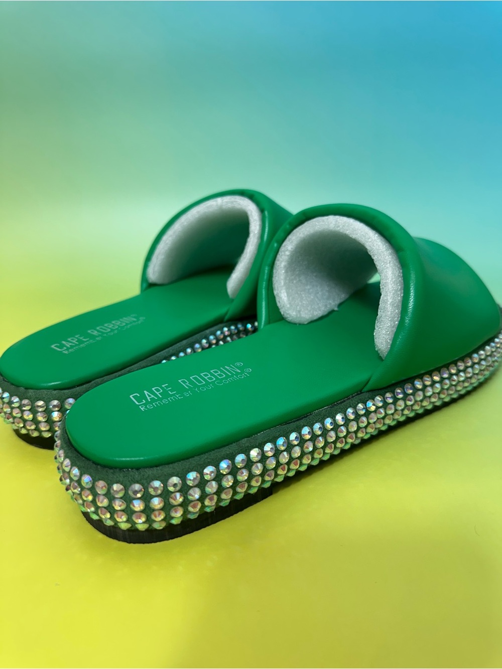 Cape Robbin Green Crystal-Trim Slide Sandals Flat Slip-On Summer Shoes - Picture 2 of 6